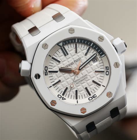 audemars piguet royal oak offshore keramik weiß|Audemars Piguet white ceramic.